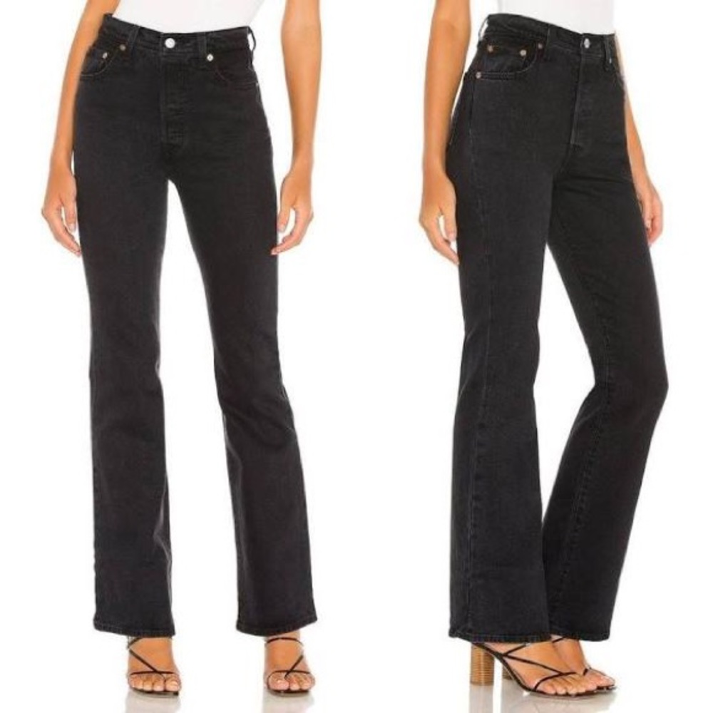 Black Levi’s ribcage flare jeans, size 27